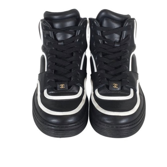 Authentic UNISEX limited edition chanel high tops 2019 from Japan! - Picture 5 of 6